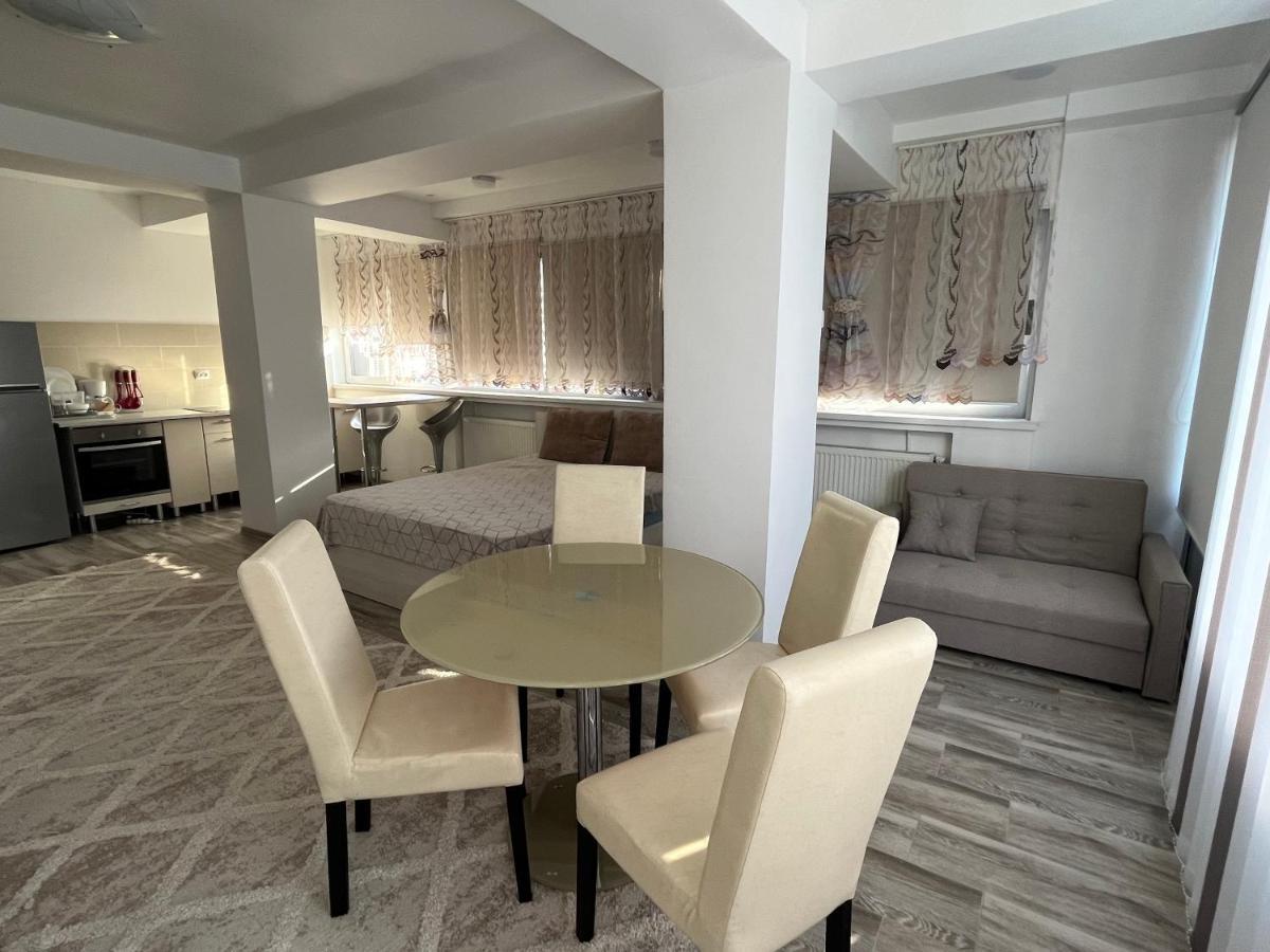 Ari Apartment Bulevardul Mamaia Köstence Dış mekan fotoğraf