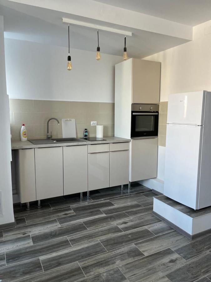 Ari Apartment Bulevardul Mamaia Köstence Dış mekan fotoğraf