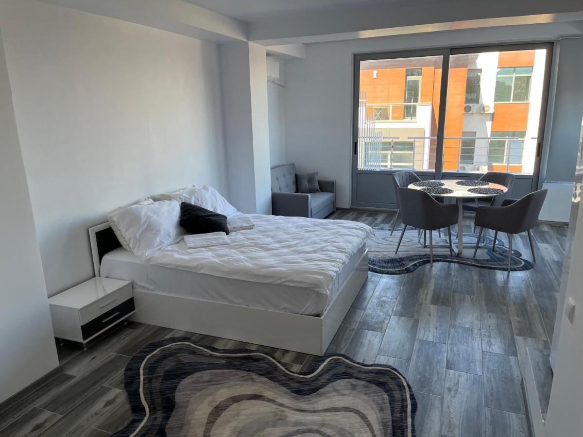 Ari Apartment Bulevardul Mamaia Köstence Dış mekan fotoğraf