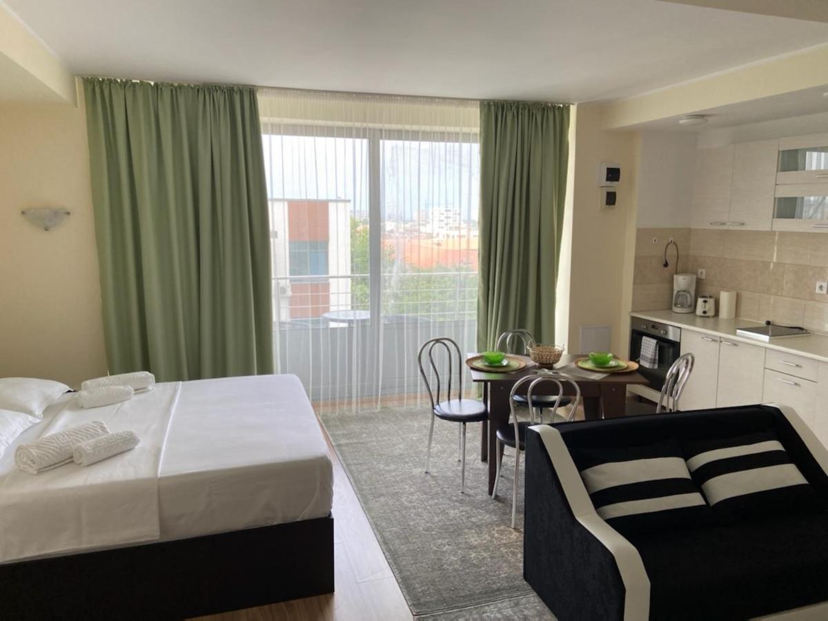 Ari Apartment Bulevardul Mamaia Köstence Dış mekan fotoğraf