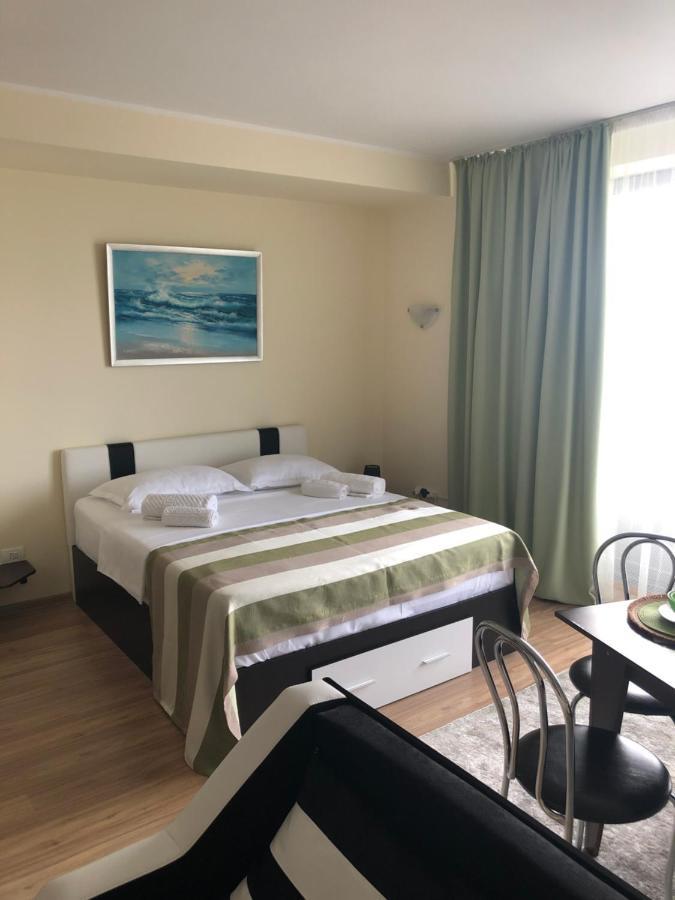 Ari Apartment Bulevardul Mamaia Köstence Dış mekan fotoğraf