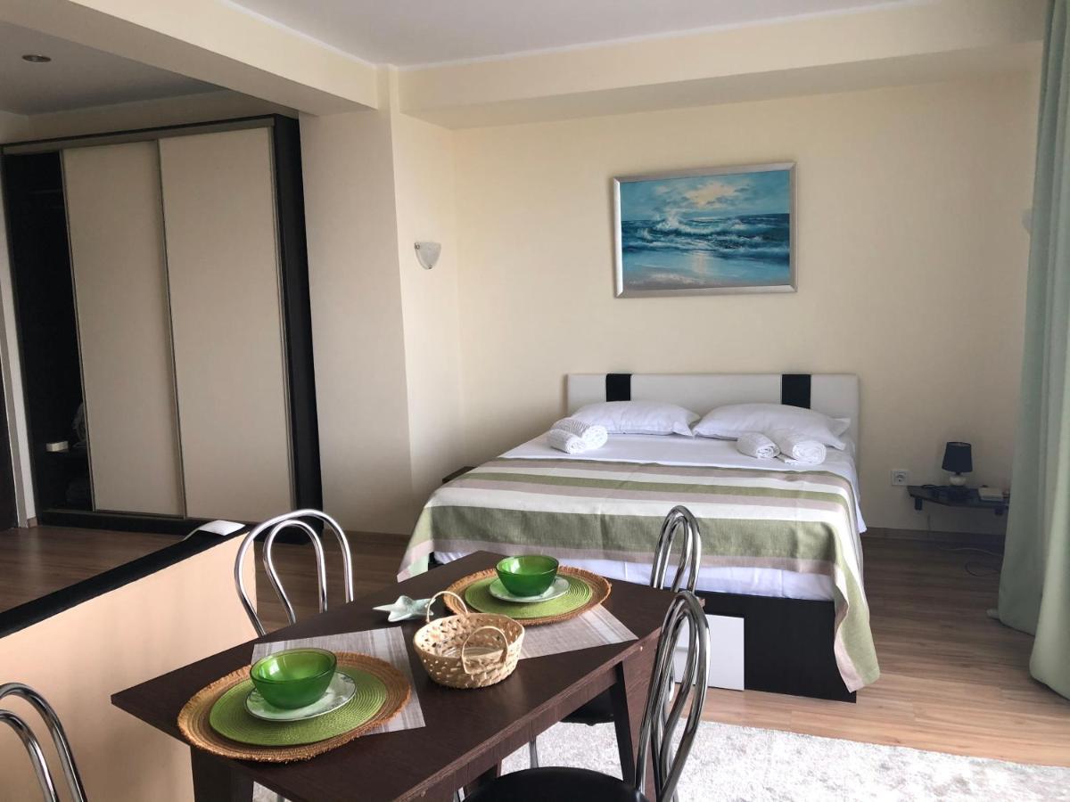 Ari Apartment Bulevardul Mamaia Köstence Dış mekan fotoğraf